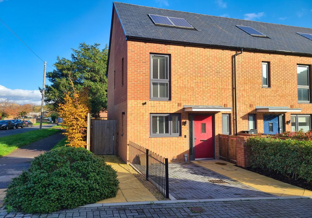 Property photo 1 of 27