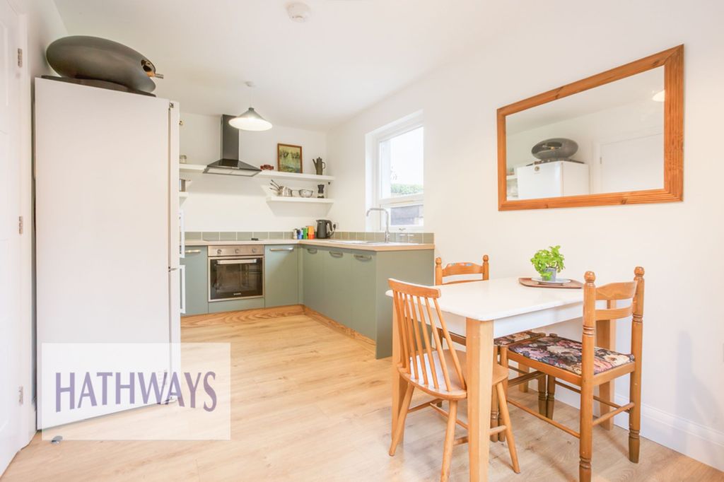 Property photo 2 of 34