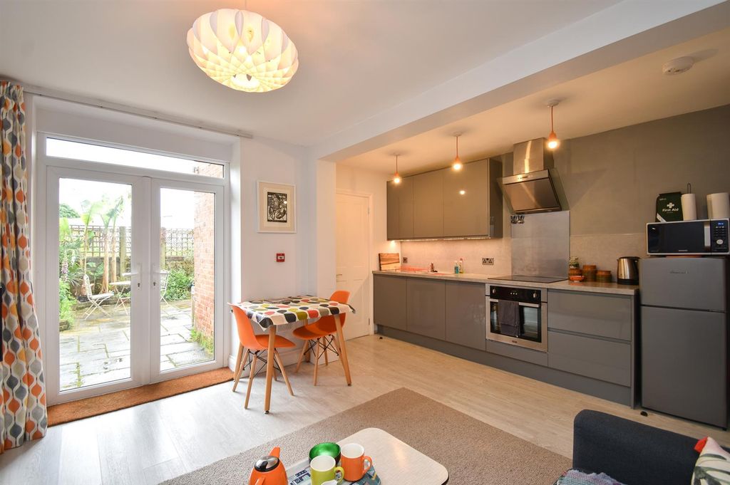 Property photo 1 of 12 Open Plan Living Space