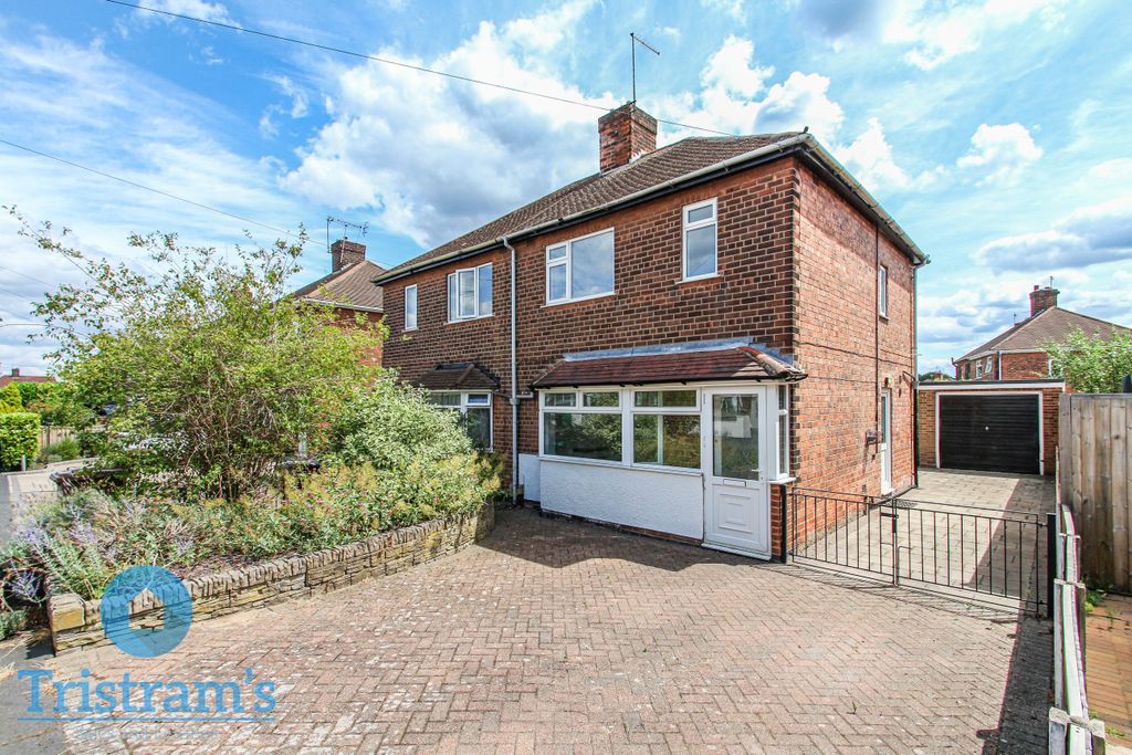 Property photo 1 of 21