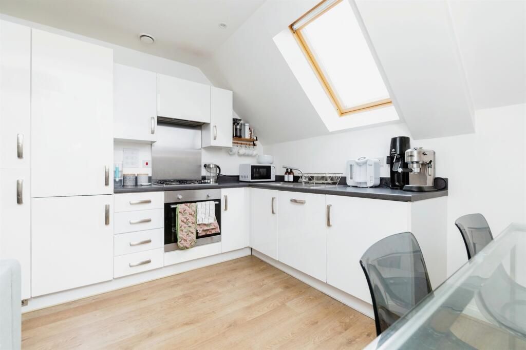 Property photo 2 of 12 Balcony