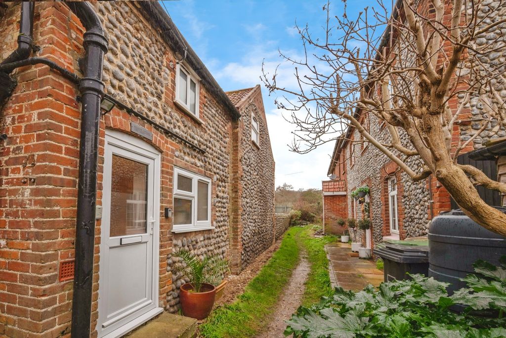 Property photo 1 of 11 Pbox-Img.Jpg