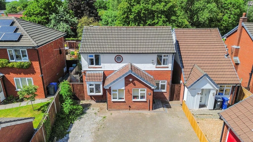 Property photo 1 of 15