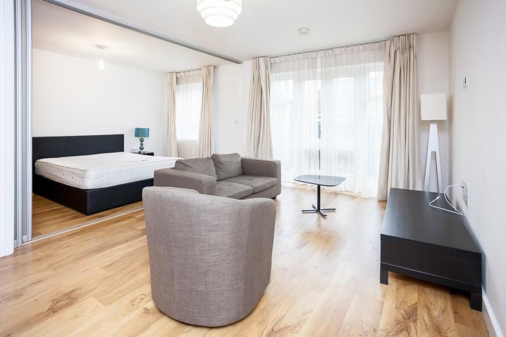 Property photo 2 of 12