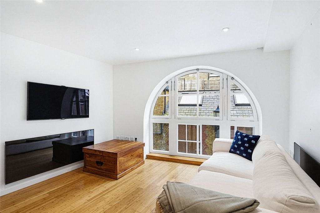 Property photo 2 of 10 Reception Room