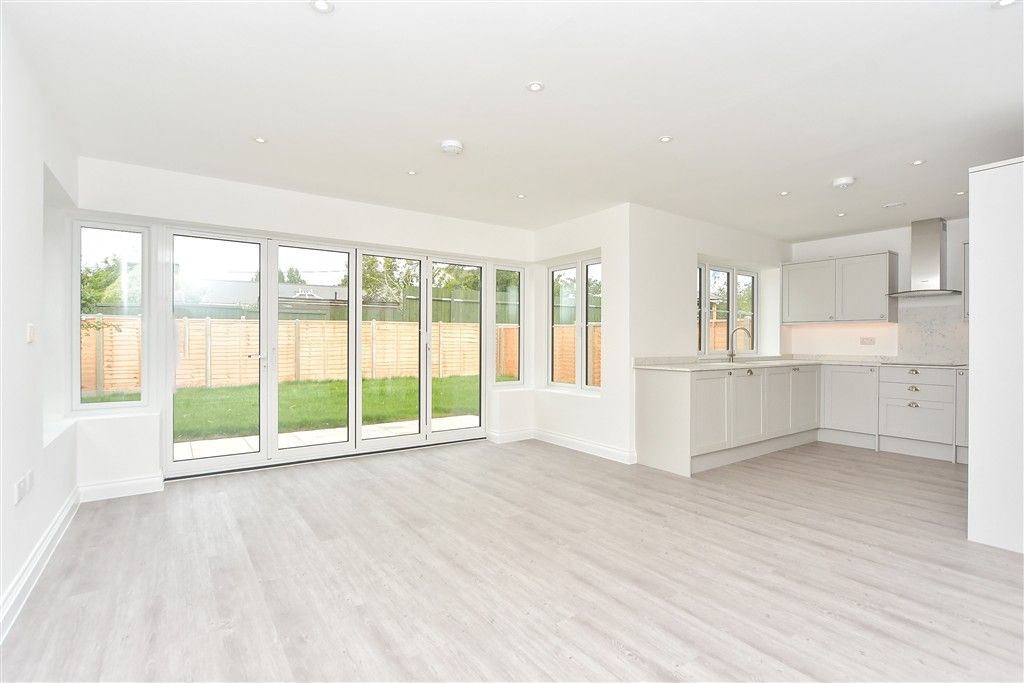 Property photo 2 of 14 Kitchen/Living Area