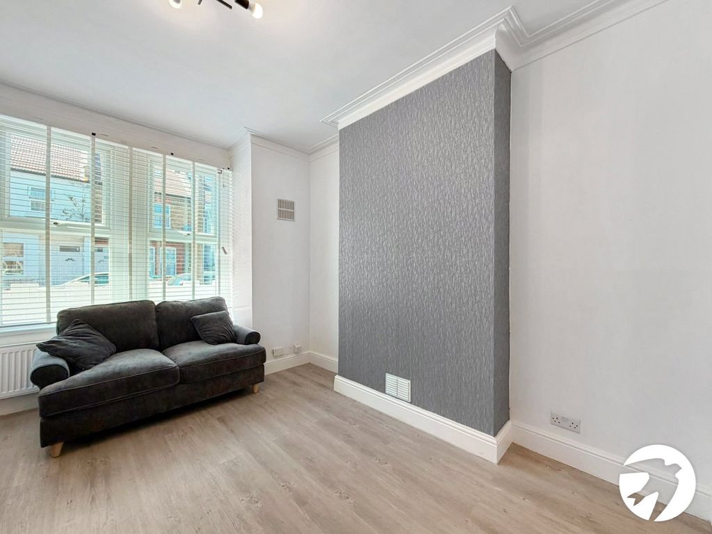 Property photo 3 of 18 Reception Room