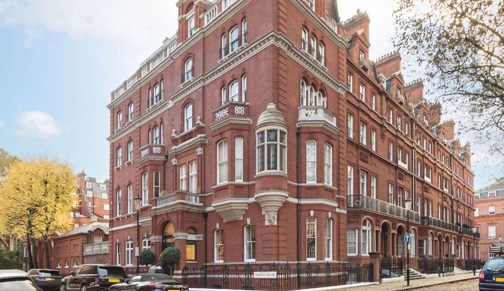 Property photo 3 of 18