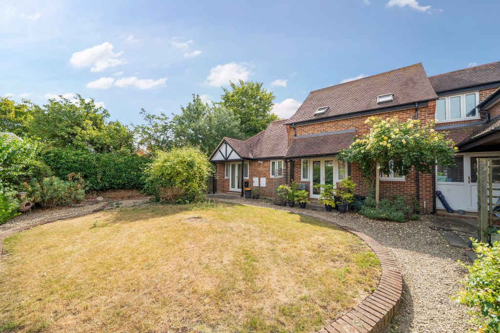 Property photo 2 of 8 1319520-6-6867939870809