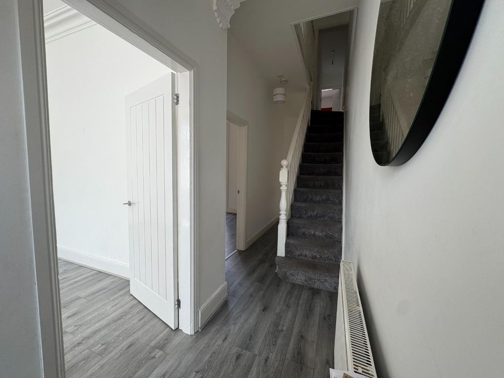 Property photo 2 of 12 Img_0261.Jpg