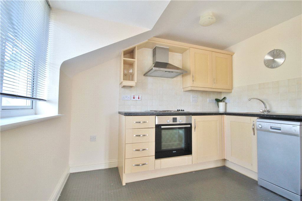 Property photo 3 of 12 Reception/Kitchen
