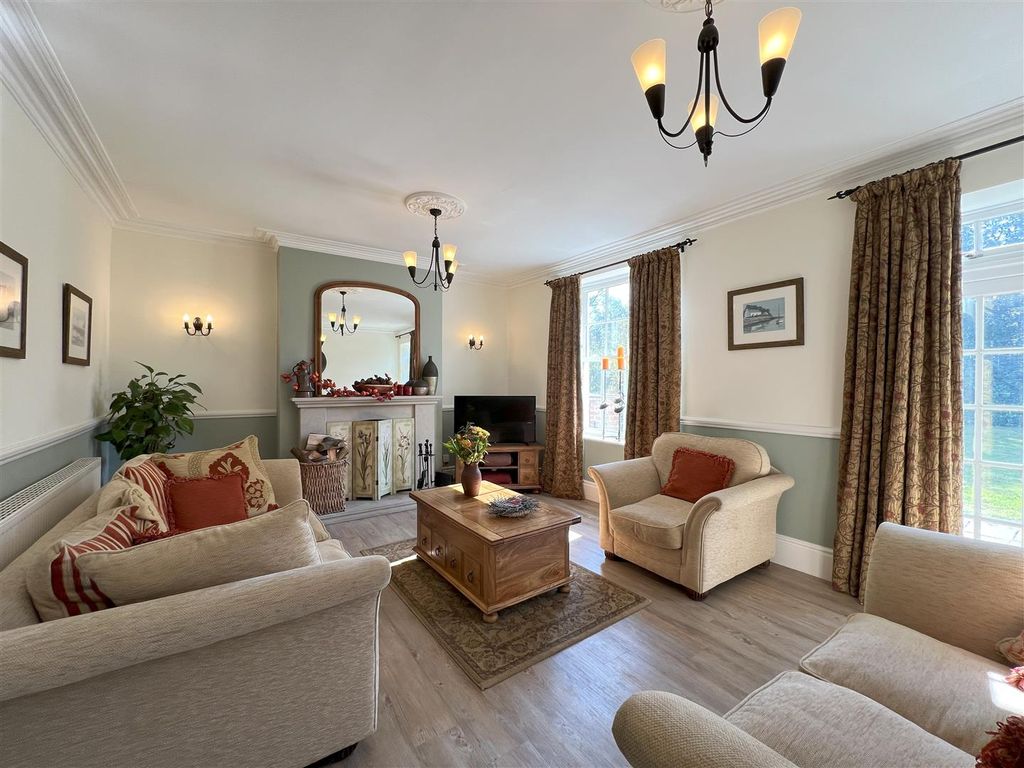 Property photo 2 of 36 Img_0685.Jpg