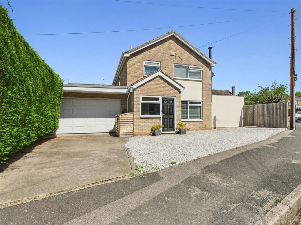 Property photo 1 of 21 Cam03303G0-Pr0163-Still026.Jpg