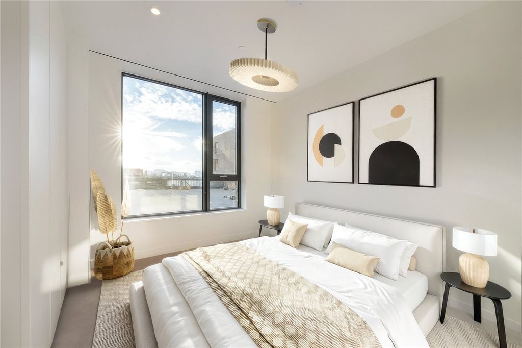 Property photo 2 of 13 Picture No. 27