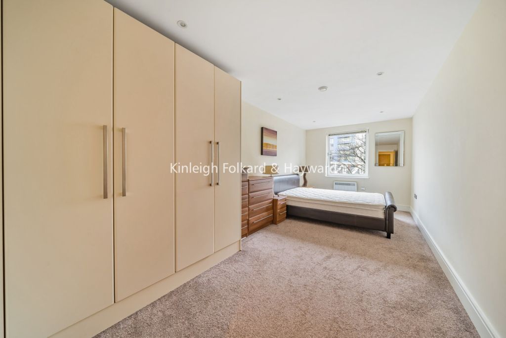 Property photo 2 of 6 21E2F0c0-0655-4d48-B