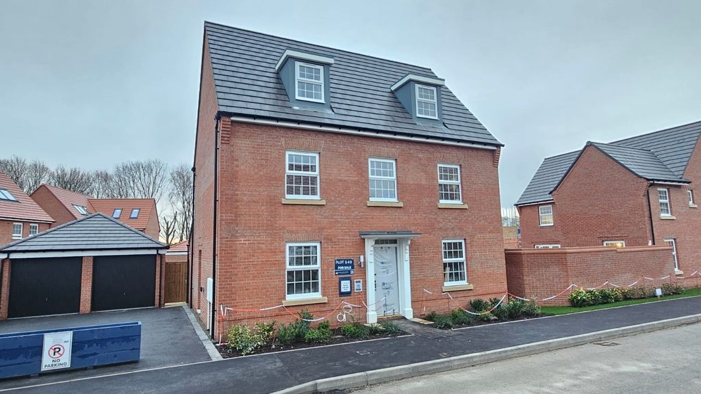 Property photo 1 of 18