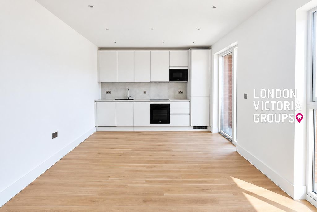 Property photo 3 of 12 1-14391.Jpg