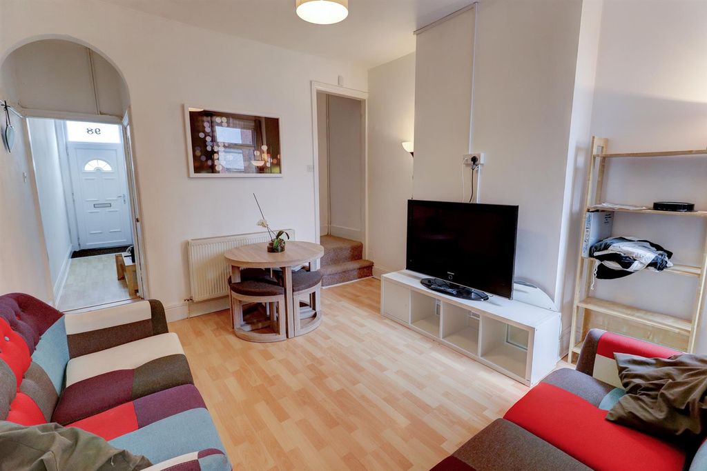 Property photo 1 of 15 Lounge/Diner