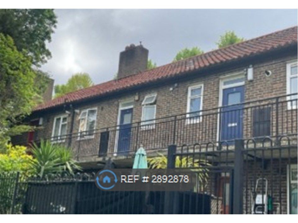 Property photo 1 of 8