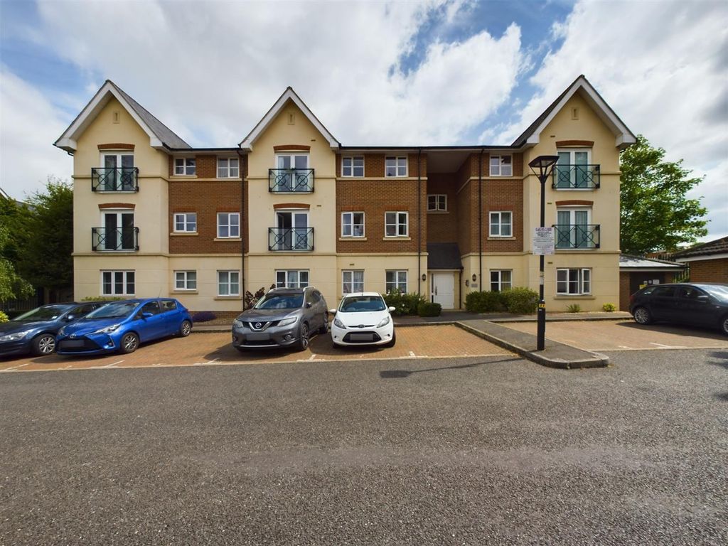 Property photo 1 of 7