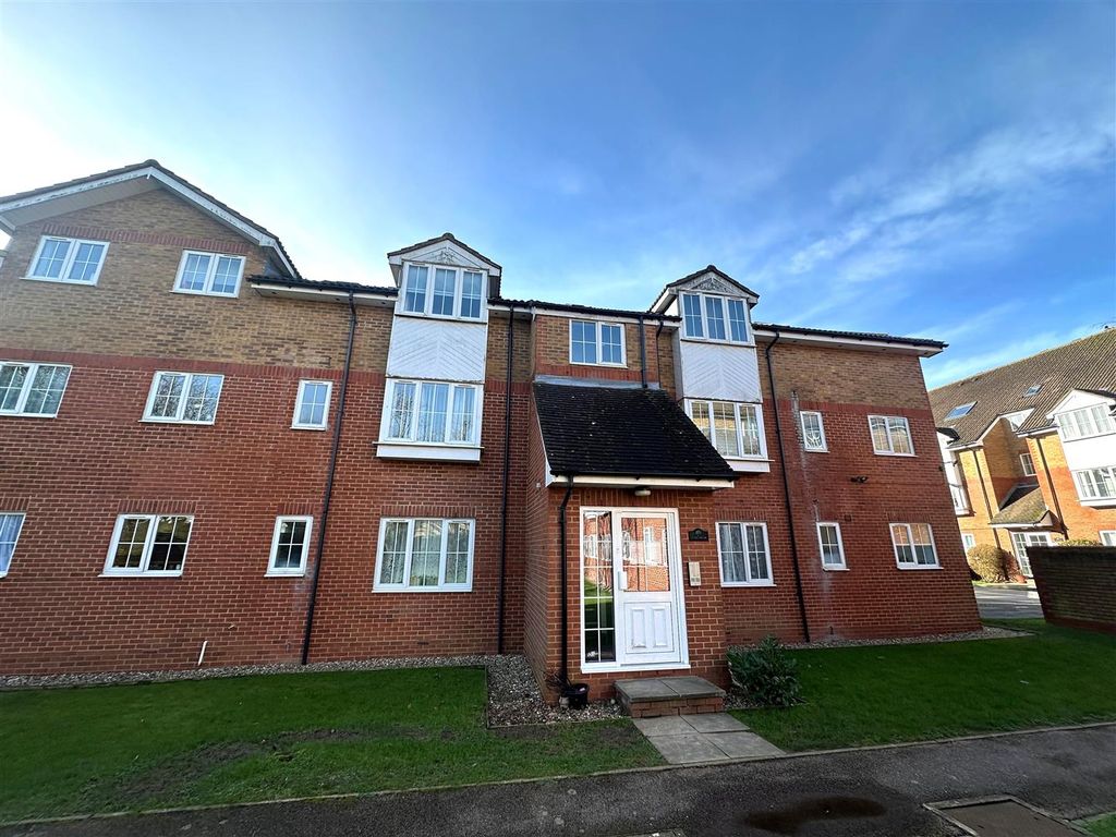 Property photo 1 of 4 Coopers Estate Agents