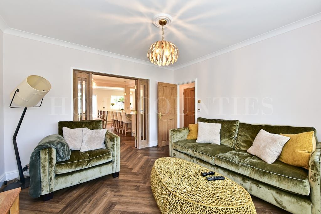 Property photo 3 of 41