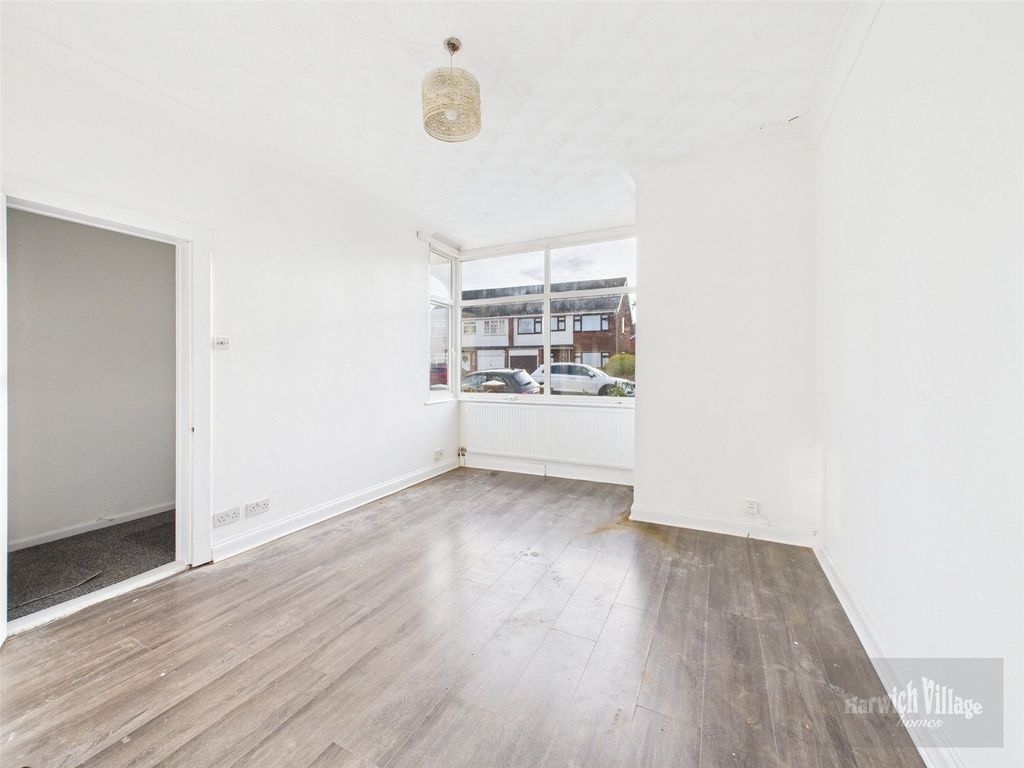 Property photo 2 of 18 Picture 2