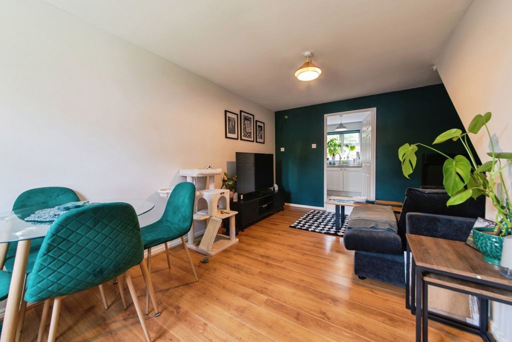 Property photo 3 of 14 Pbox-Img.Jpg