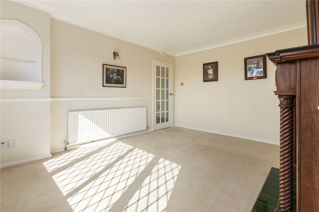 Property photo 3 of 31 Picture No. 16