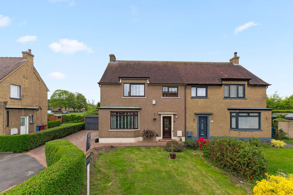 Property photo 1 of 30