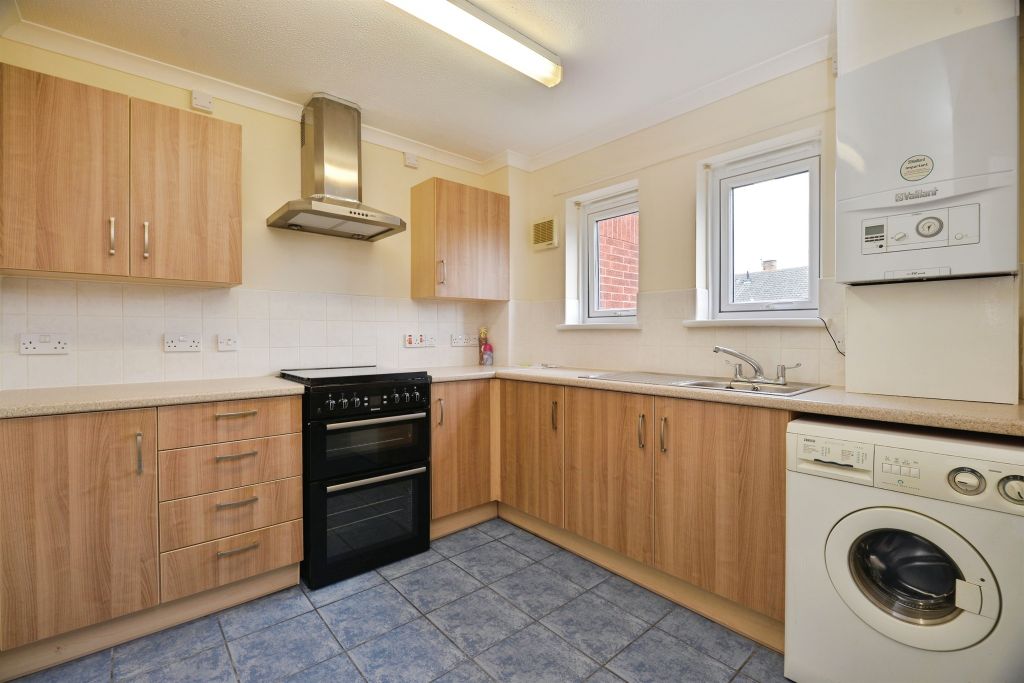 Property photo 2 of 11