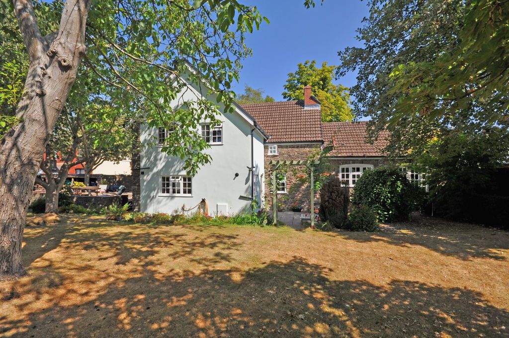 Property photo 2 of 40 Photo 2