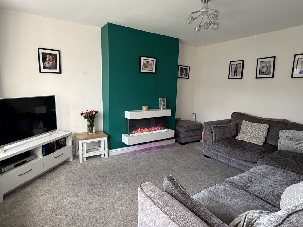 Property photo 2 of 23 Gallery