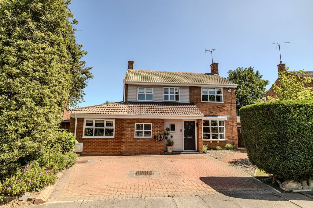 Property photo 1 of 26