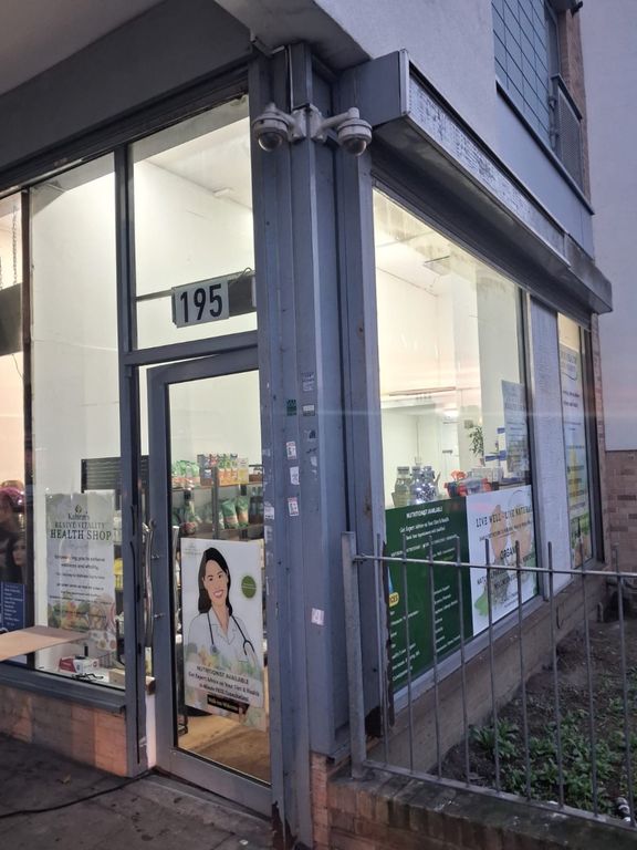 Property photo 1 of 8