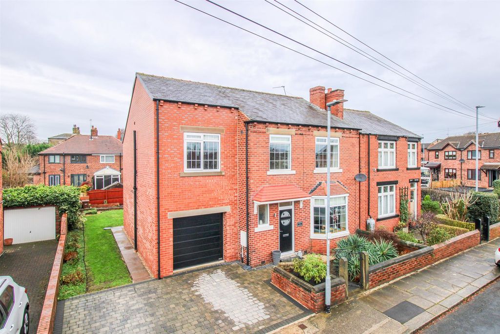 Property photo 1 of 21