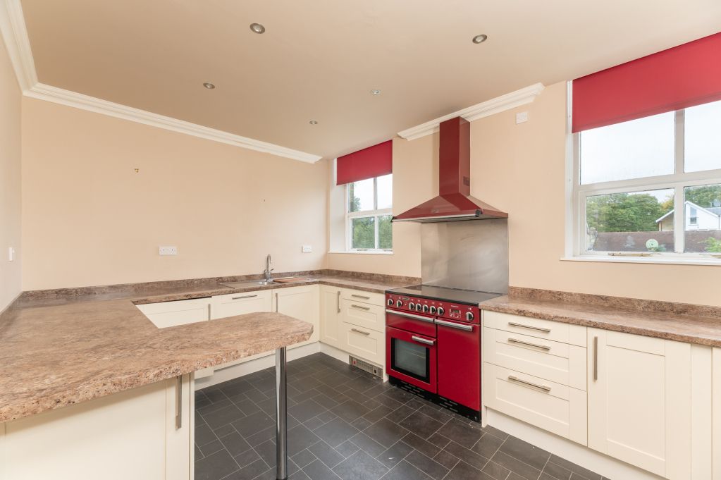 Property photo 3 of 26 Dining Kitchen