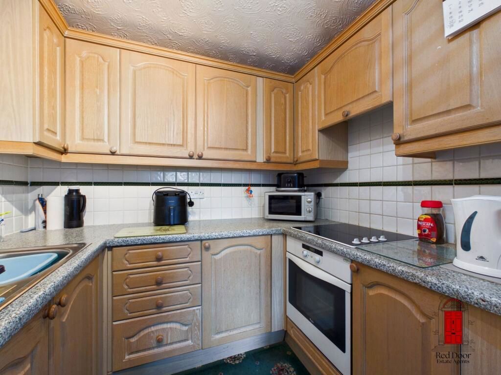 Property photo 3 of 14