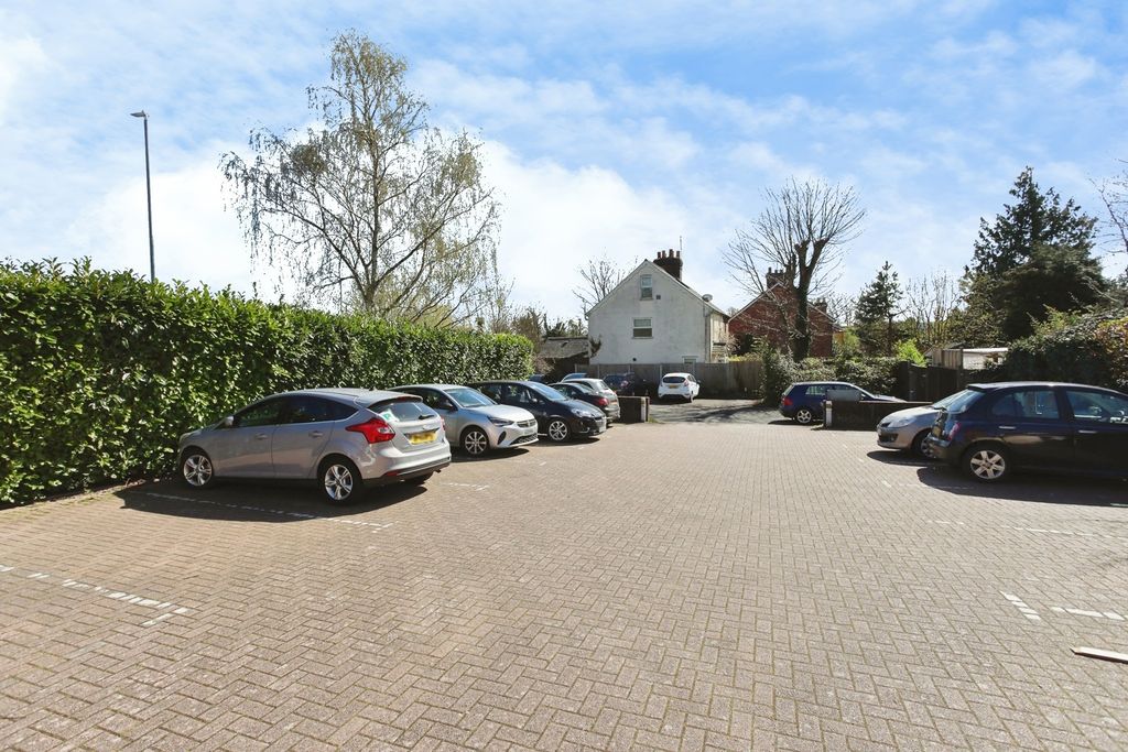 Property photo 3 of 12 Pbox-Img.Jpg