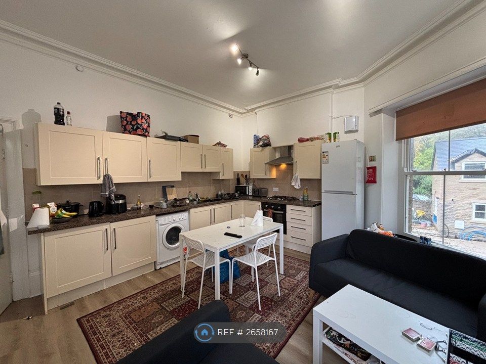 Property photo 2 of 20 Current Kitchen