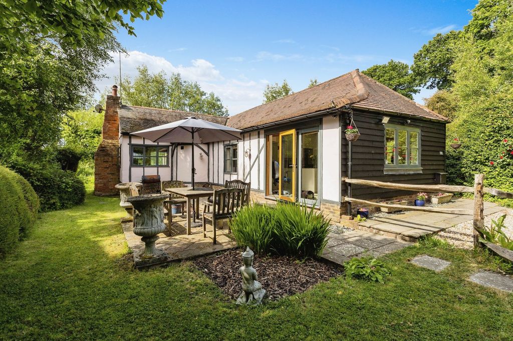 Property photo 1 of 22