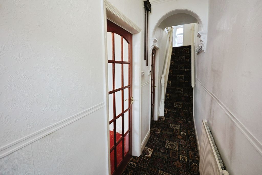 Property photo 2 of 13 Pbox-Img.Jpg