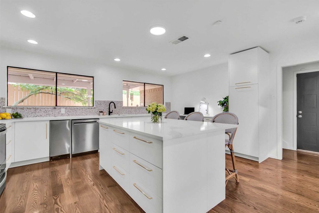 Property photo 3 of 30 <Alttext/>