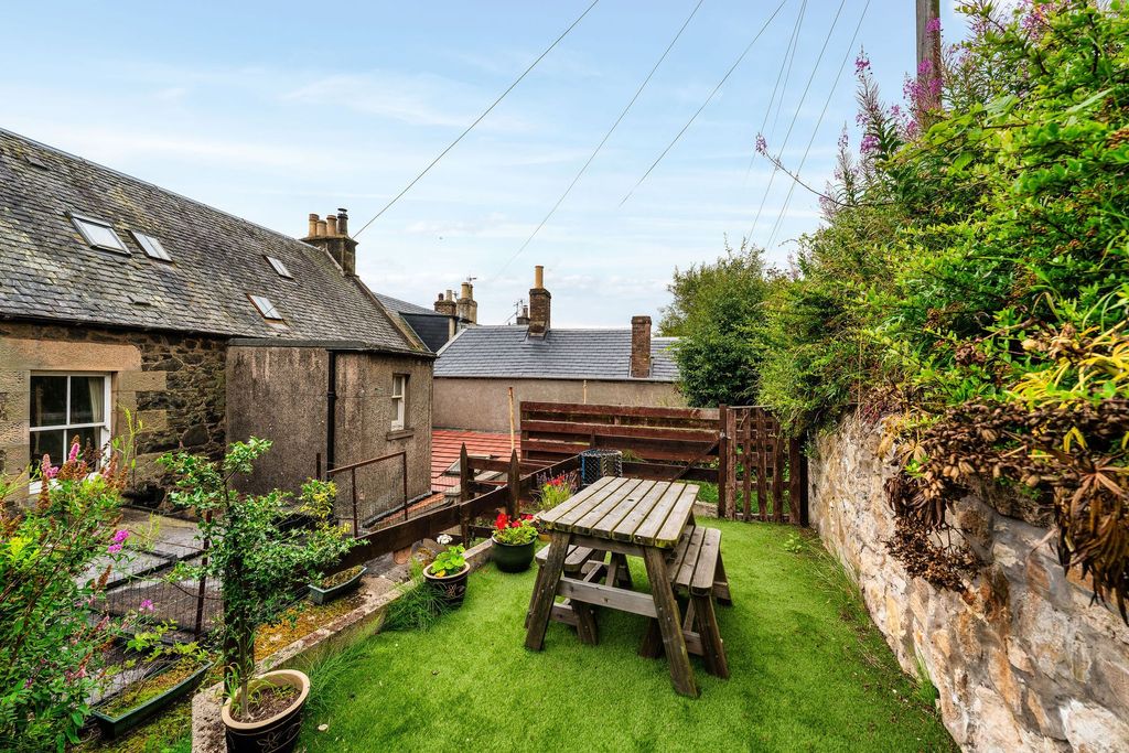 Property photo 2 of 57 Rear Garden