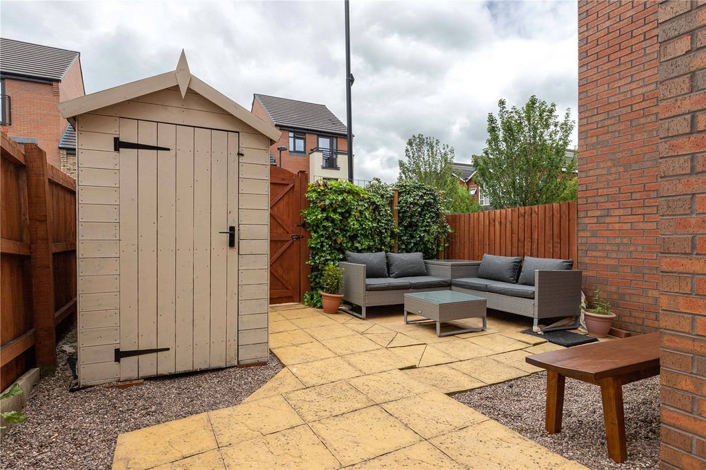 Property photo 2 of 12 Rear Garden