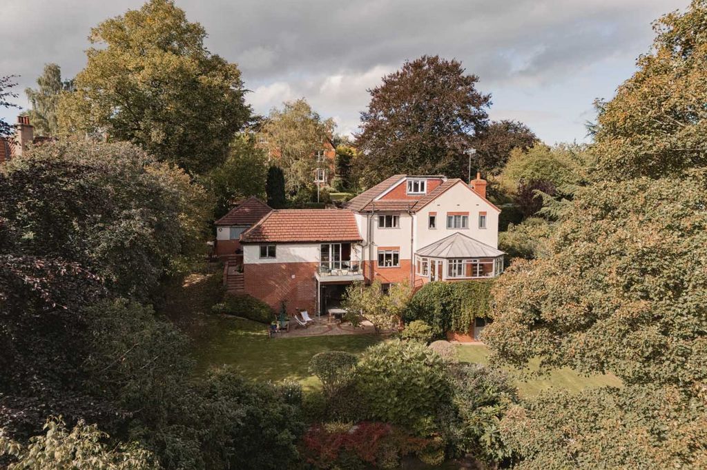 Property photo 1 of 34