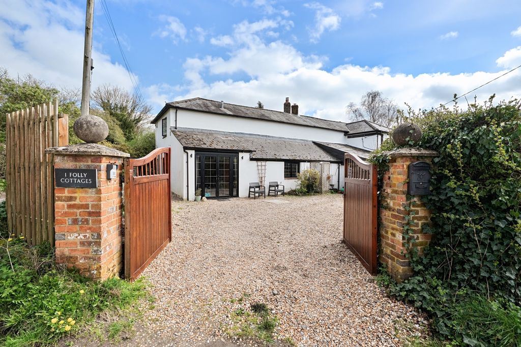 Property photo 1 of 16 1437703-1-69ce7Af...