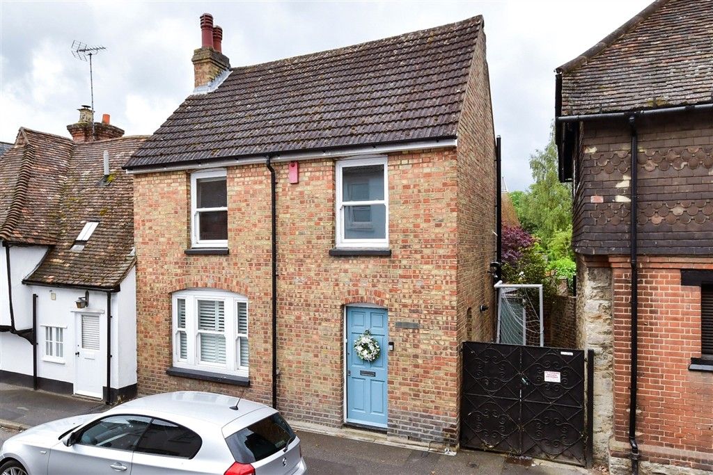 Property photo 1 of 11 External (Web) 1