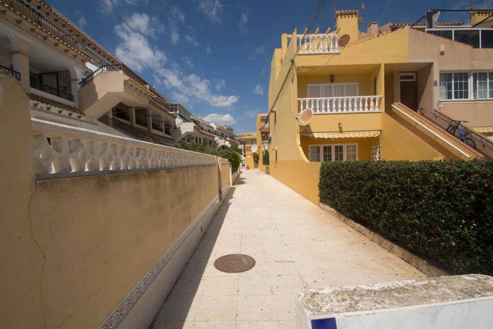 Property photo 1 of 31