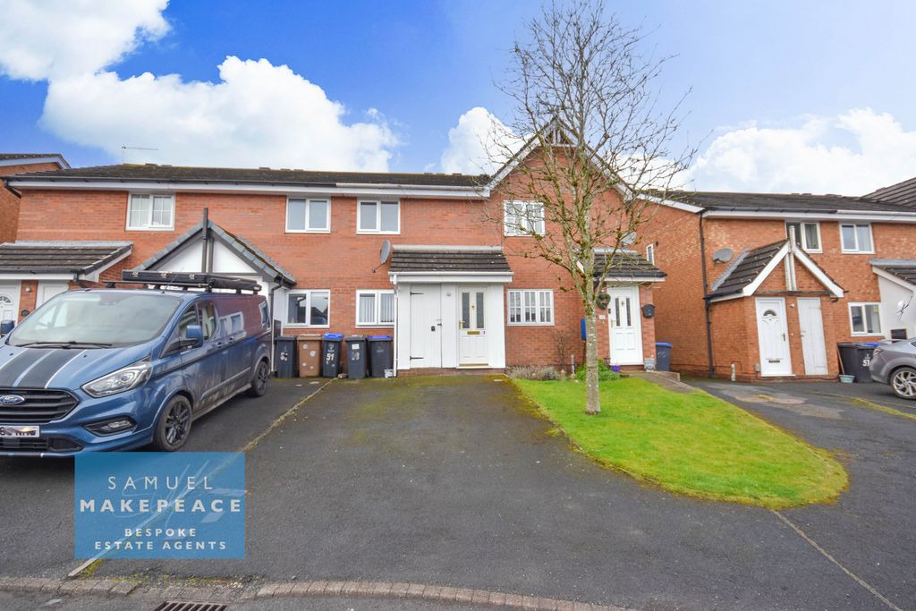 Property photo 1 of 17 Two Bedroom Town House For Rent